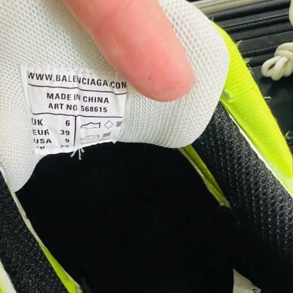 New Balenciaga White and Neon Yellow Sneakers Track 2 Authentic,New Missing Box - Picture 7 of 7